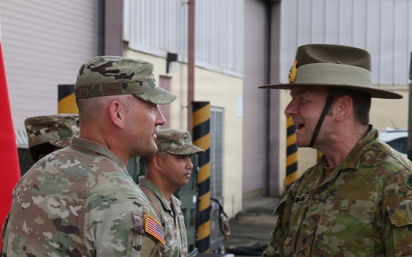 USARPAC Deputy Commanding General visits AFSBn-NEA APS-4 site
