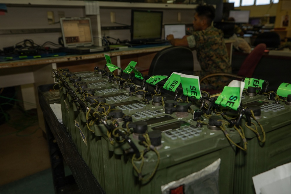 U.S. Marines Receive Hands on Radio Repair Training with L3Harris Staff and Associates