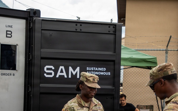Soldiers Utilize Sustained Autonomous Meals During E3B Testing