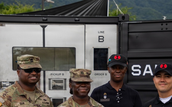 Soldiers Utilize Sustained Autonomous Meals During E3B Testing