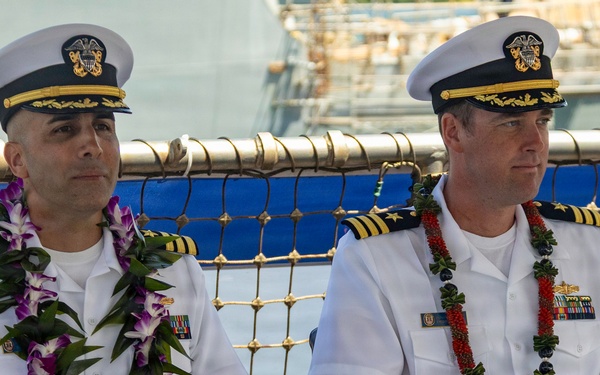 USS Carl M. Levin Holds Change of Command Ceremony