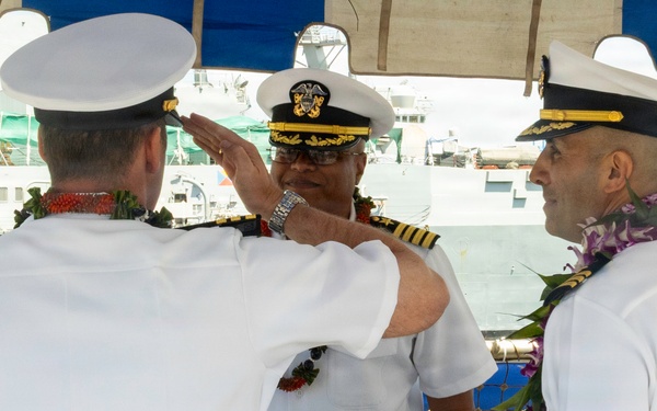 USS Carl M. Levin Holds Change of Command Ceremony