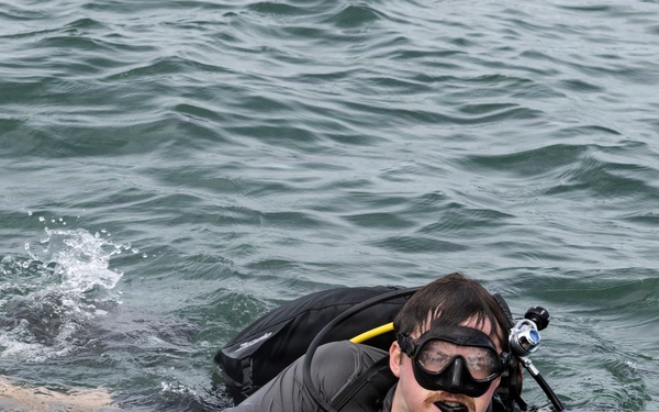 Defense POW/MIA Accounting Agency Conducts Underwater Investigation Mission in Vietnam