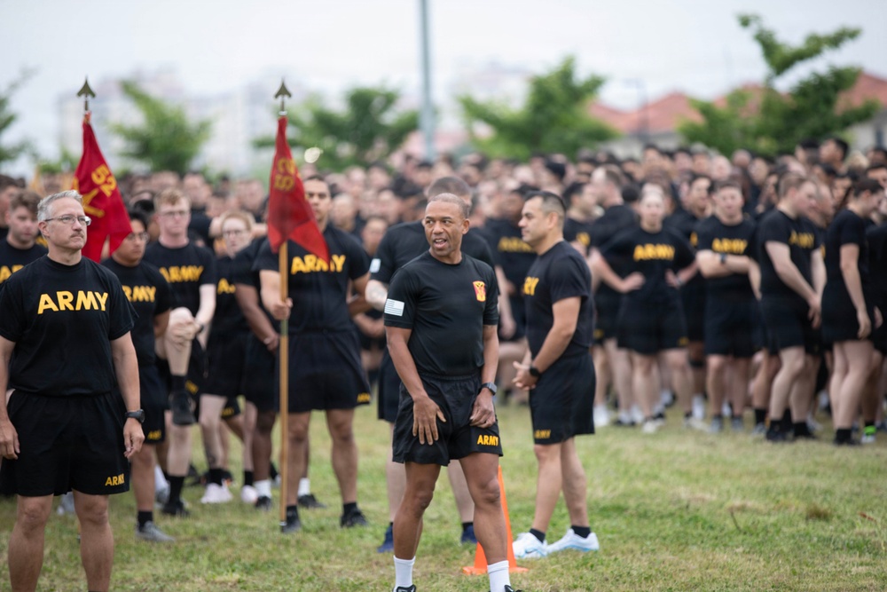 35th ADA Brigade Participates in KATUSA Friendship Week Run