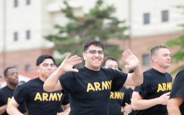 35th ADA Brigade Participates in KATUSA Friendship Week Run