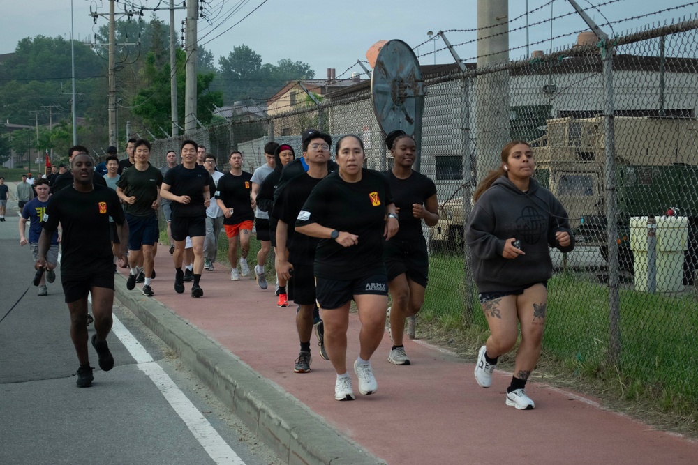 35th Air Defense Artillery Brigade Conducts Brigade Run at Osan Air Base