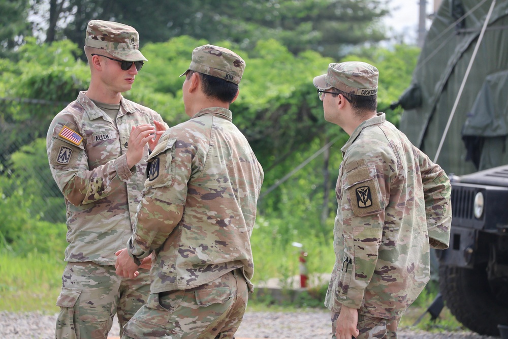 Bravo Battery Hosts Static Display