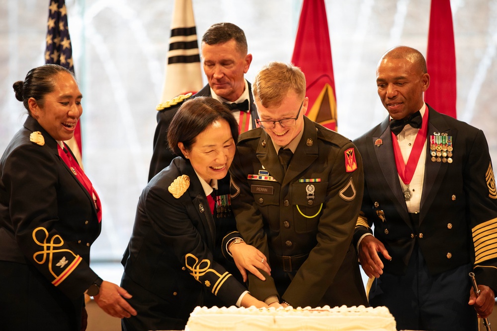35th Air Defense Artillery Brigade Hosts Brigade Ball