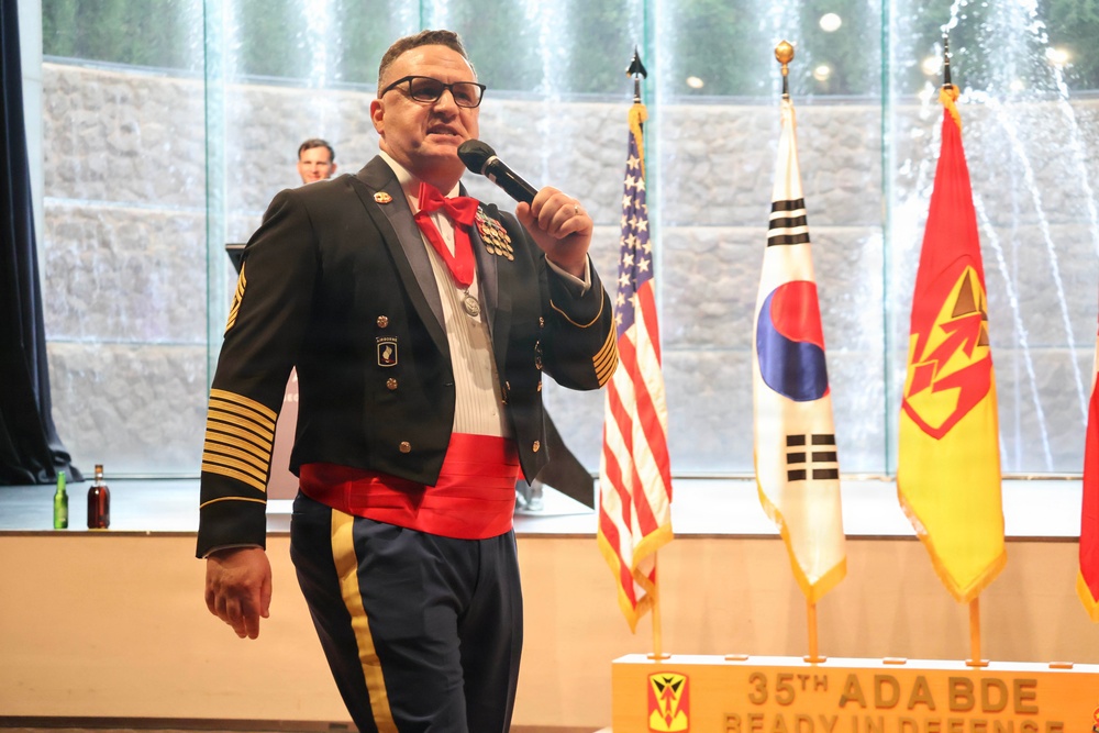 35th Air Defense Artillery Brigade Hosts Brigade Ball