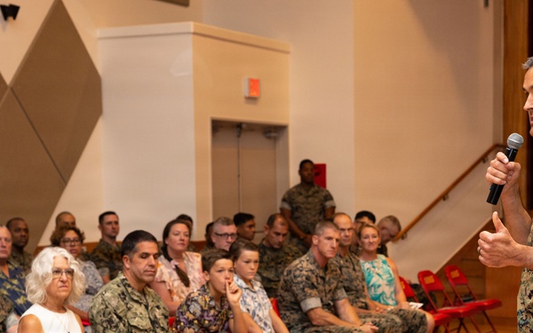 Lt. Col. Brett Collins relinquishes command of MWHS-1 to Lt. Col. Colton Bowser