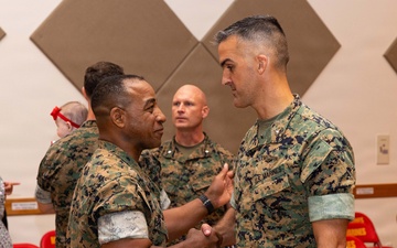 Lt. Col. Brett Collins relinquishes command of MWHS-1 to Lt. Col. Colton Bowser