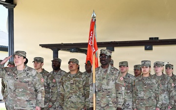 Headquarters and Headquarters Detachment, 509th Strategic Signal Battalion Conducts Change of Command Ceremony