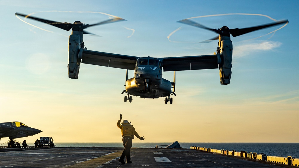 11th MEU Marines, Sailors Conduct Flight Operations Aboard USS Boxer