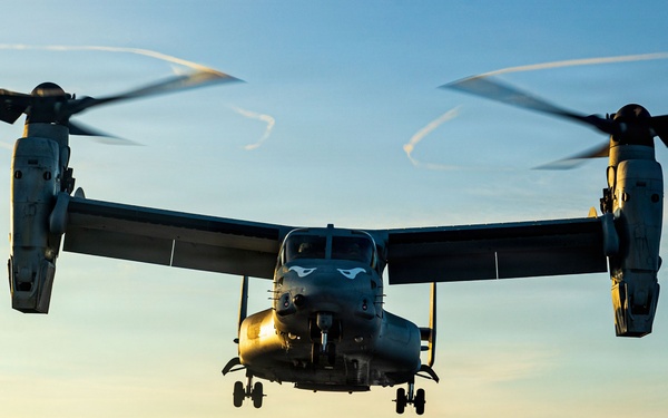 11th MEU Marines, Sailors Conduct Flight Operations Aboard USS Boxer