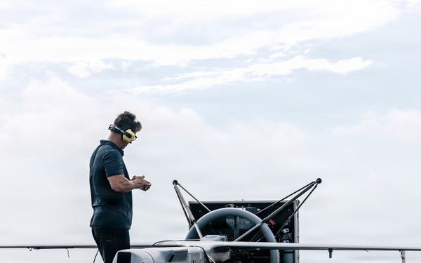11th MEU Marines, Sailors and DOW Contractors Conduct VBAT Flight Aboard USS Portland