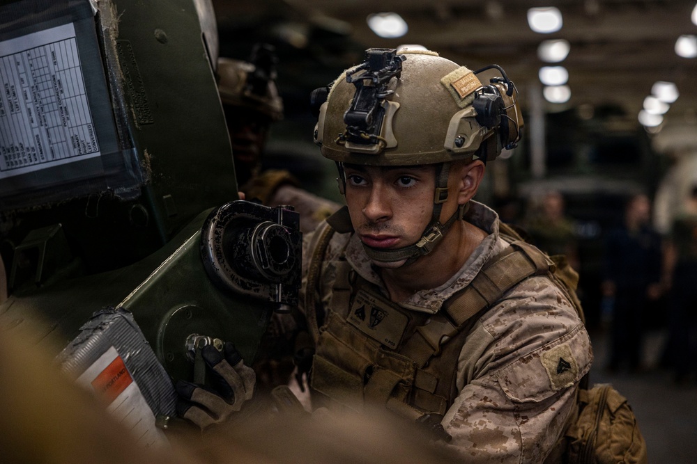 Echo Battery, BLT 3/5 Marines Conduct Howitzer Gun Drills Aboard USS Portland