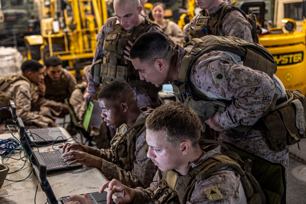 Echo Battery, BLT 3/5 Marines Conduct Howitzer Gun Drills Aboard USS Portland