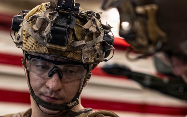 Echo Battery, BLT 3/5 Marines Conduct Howitzer Gun Drills Aboard USS Portland