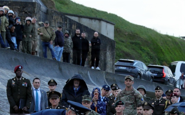 DDAY82 Bedford Boys Ceremony