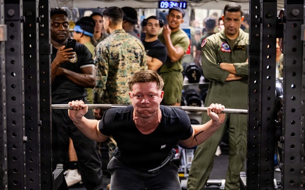 11th MEU Marines, Sailors Execute USS Boxer’s 1,000 Pound Club Challenge