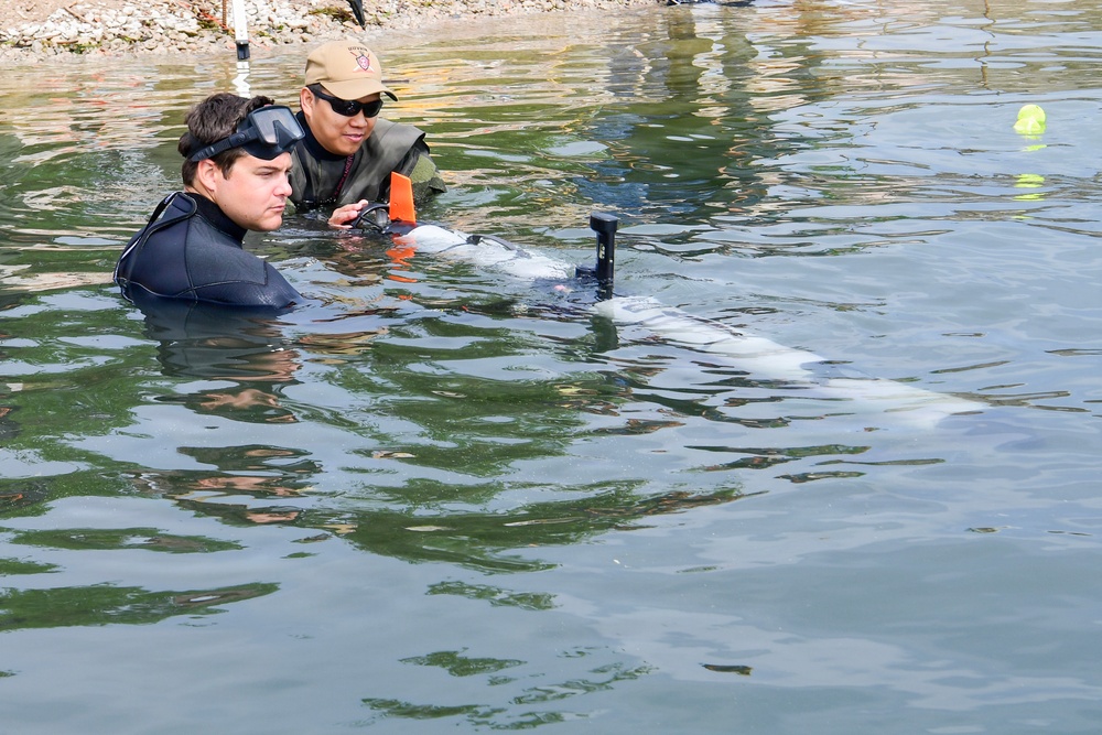 Unmanned Undersea Vehicle Group (UUVGRU) 1 conducts UUV operations during BALTOPS 2026 [Image 6 of 7]