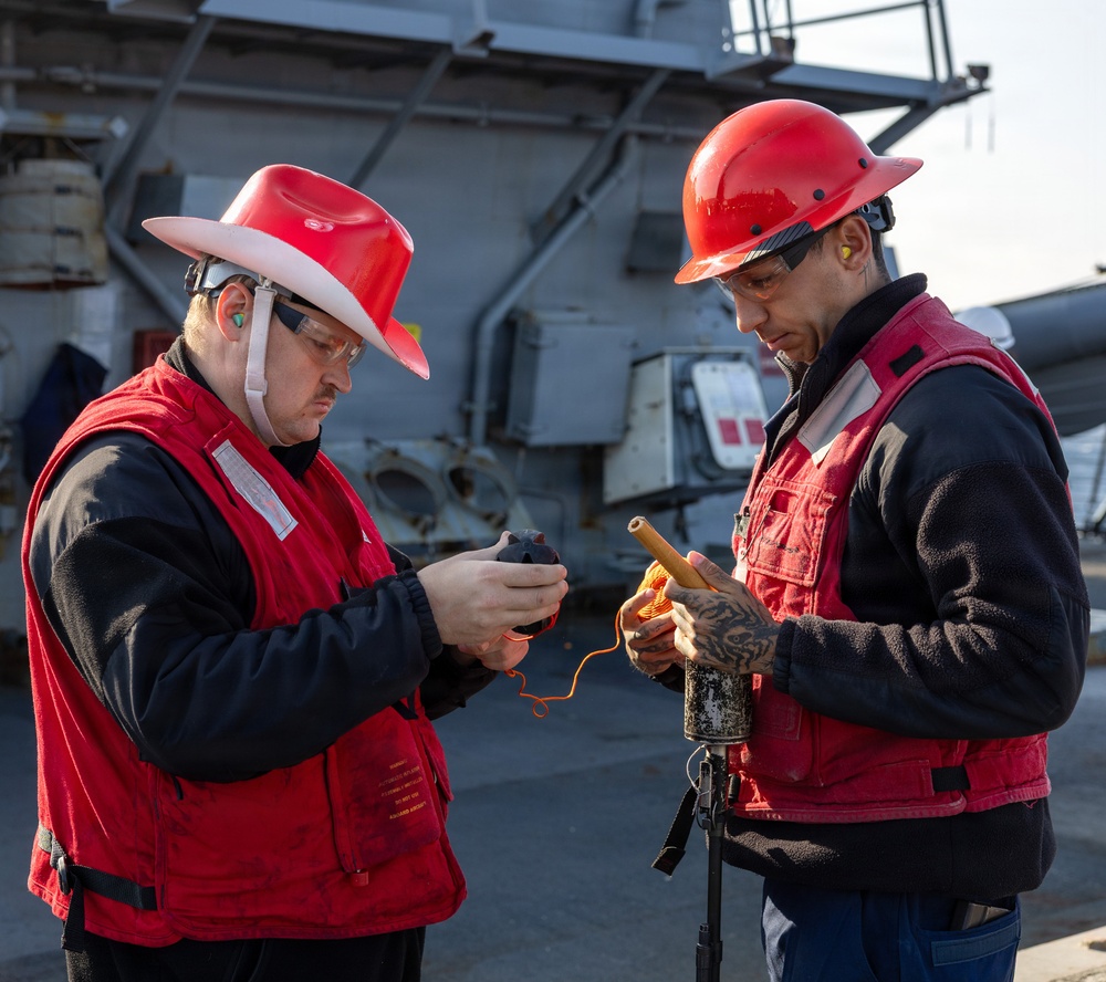 USS Arleigh Burke (DDG 51) Conducts Replenishment at Sea with the United States Naval Ship William Mclean (T-AKE 12)