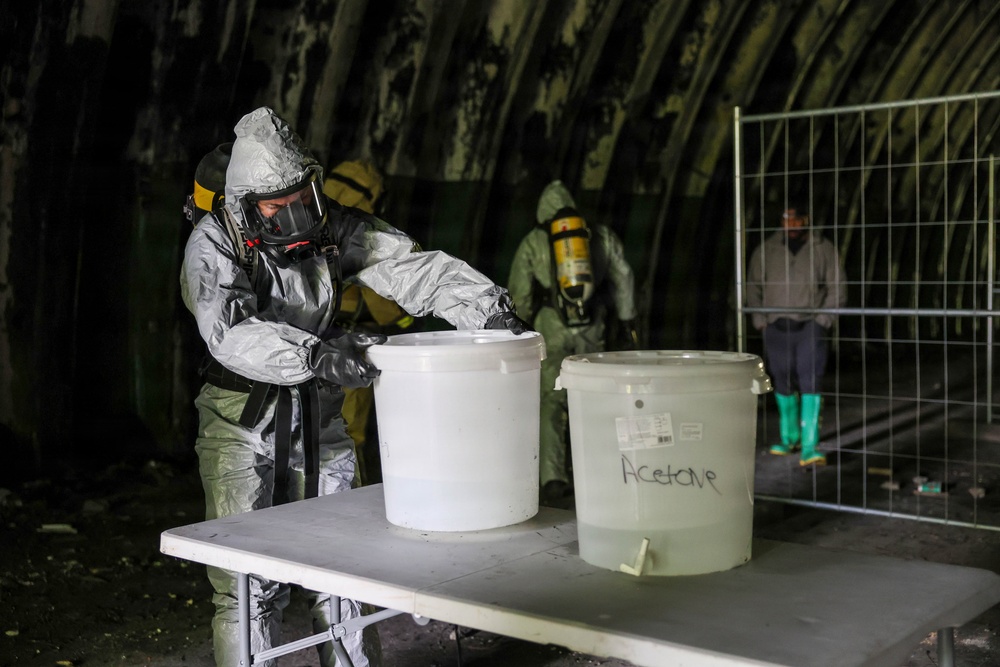 2nd Light Armored Reconnaissance Battalion conducts CBRN training evolution during BALTOPS 2026