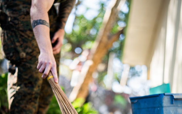 U.S. Marines and Philippine service members participate in Bobon Elementary Eskwela