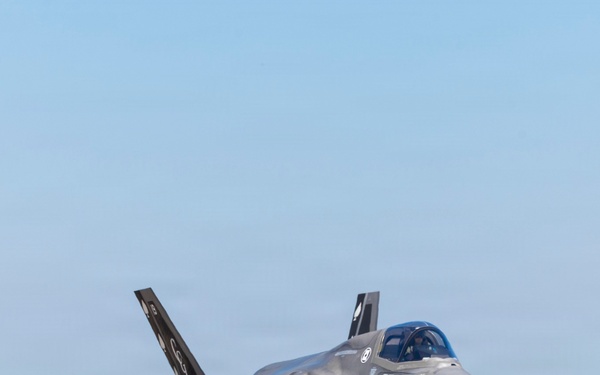VMFA-231 conducts first flight with the F-35B Lightning II