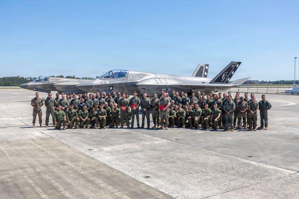 VMFA-231 conducts first flight with the F-35B Lightning II