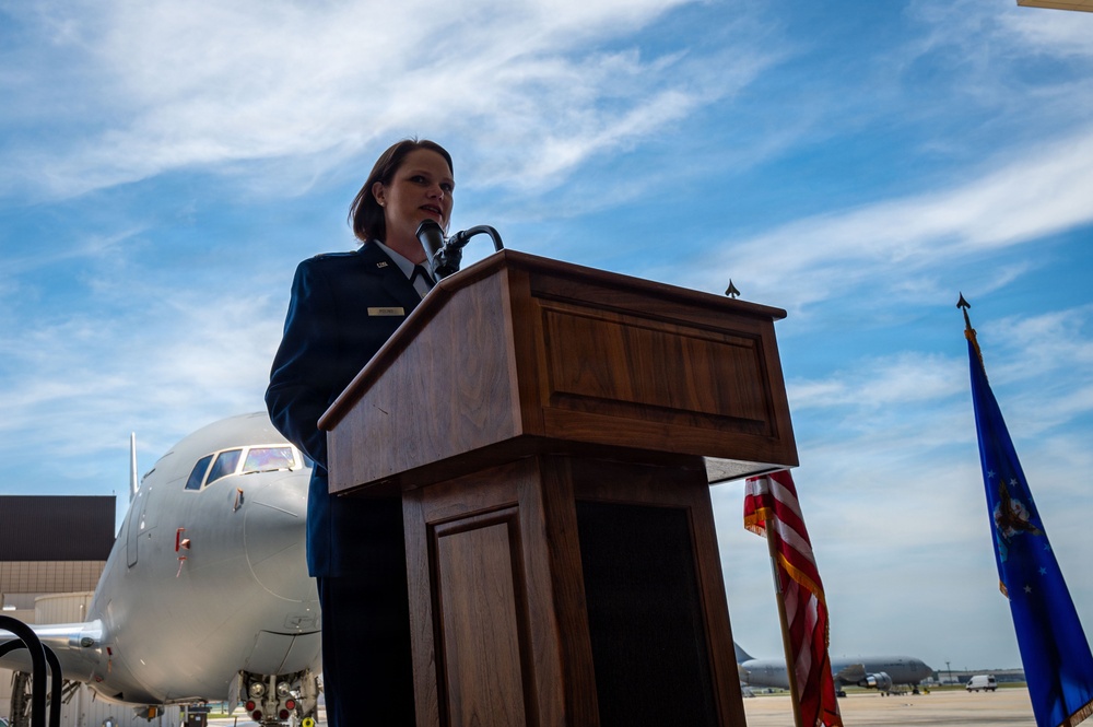 Polins assumes command of 32nd ARS