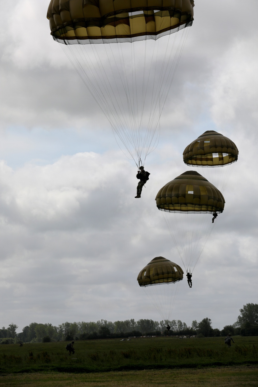 DDAY82: Iron Mikes