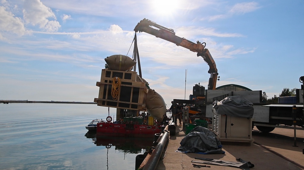 U.S. and Royal Netherlands Navy Divers Advance Boat Ramp Construction in Latvia