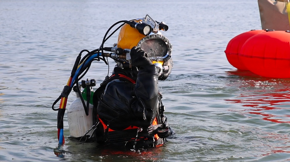 U.S. and Royal Netherlands Navy Divers Advance Boat Ramp Construction in Latvia