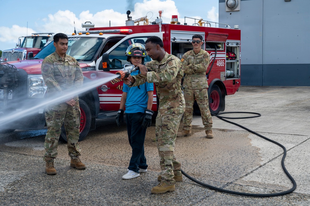 346th AEW hosts Ana Delia Flores Santana Vocational high school students