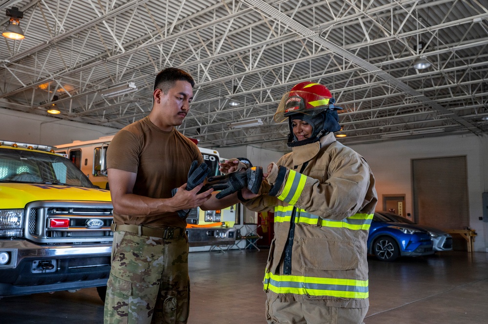 346th AEW hosts Ana Delia Flores Santana Vocational high school students