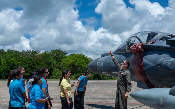 346th AEW hosts Ana Delia Flores Santana Vocational high school students