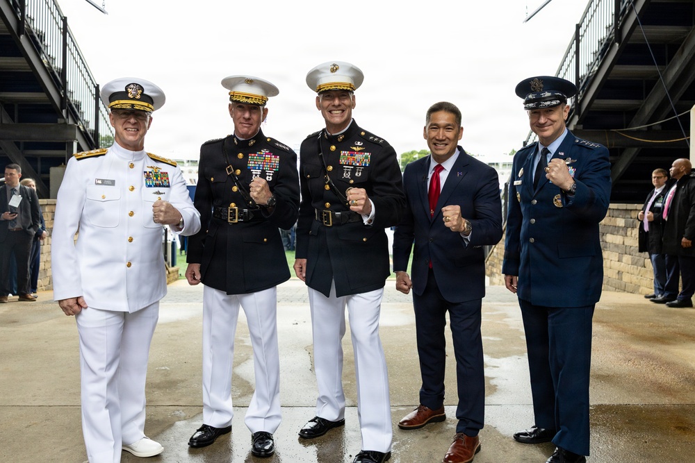 The Commandant, Gen. Eric M. Smith Commissions U.S. Naval Academy Midshipmen into the Marine Corps
