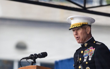 The Commandant, Gen. Eric M. Smith Commissions U.S. Naval Academy Midshipmen into the Marine Corps