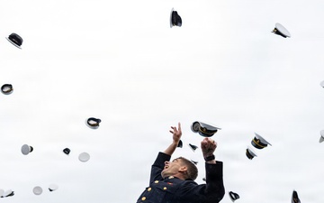 The Commandant, Gen. Eric M. Smith Commissions U.S. Naval Academy Midshipmen into the Marine Corps