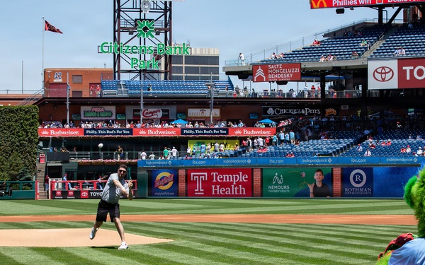 NAVSUP WSS Honors Employees at Phillies Baseball Game