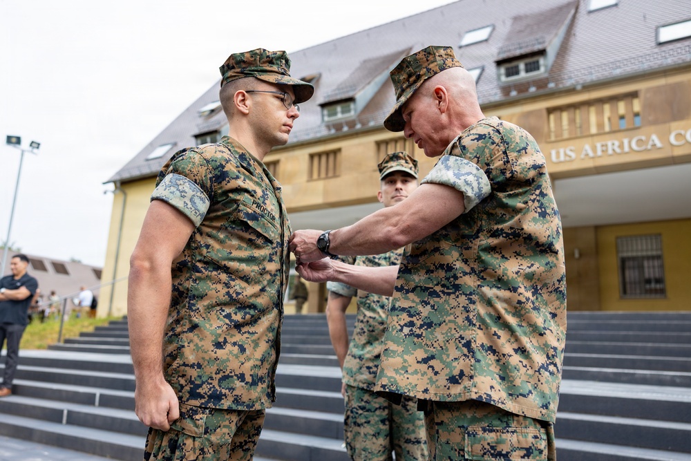 The Commandant, Gen. Eric M. Smith visits AFRICOM, EUCOM, and MARFOREUR/AF