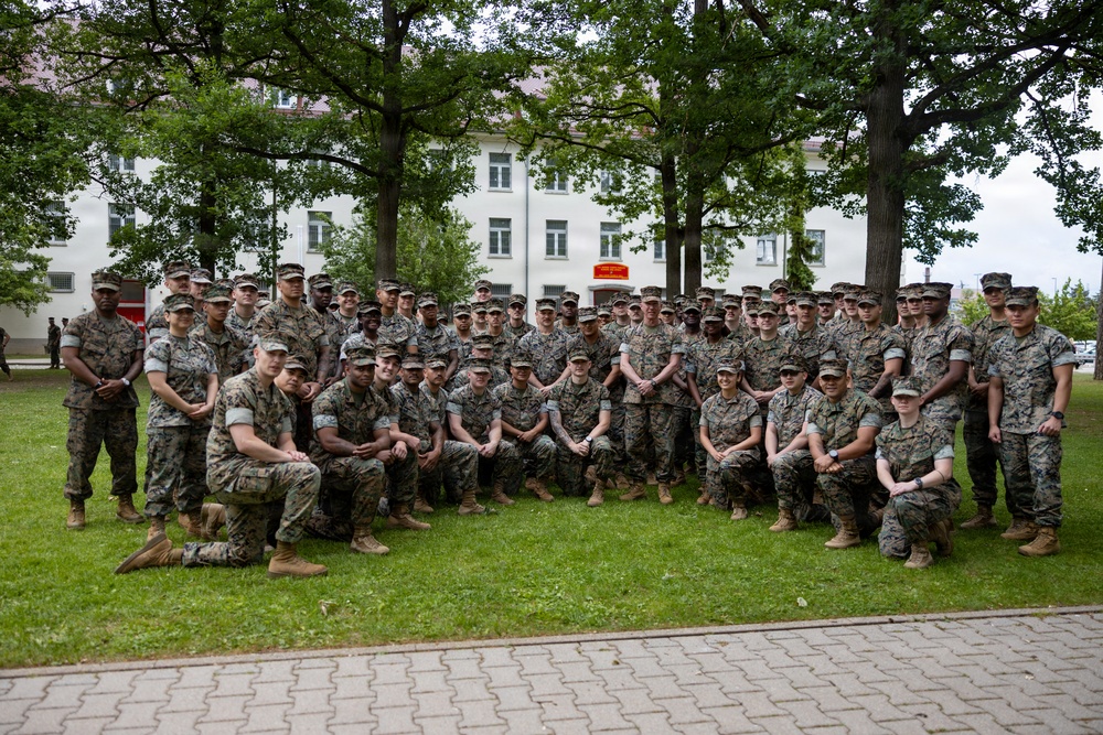 The Commandant, Gen. Eric M. Smith visits AFRICOM, EUCOM, and MARFOREUR/AF