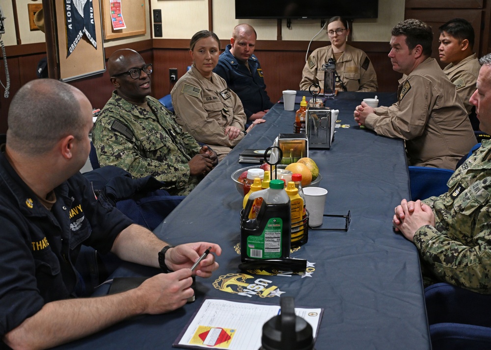 U.S. Pacific Fleet Master Chief Don Davis conducts battlespace circulation in NRNW