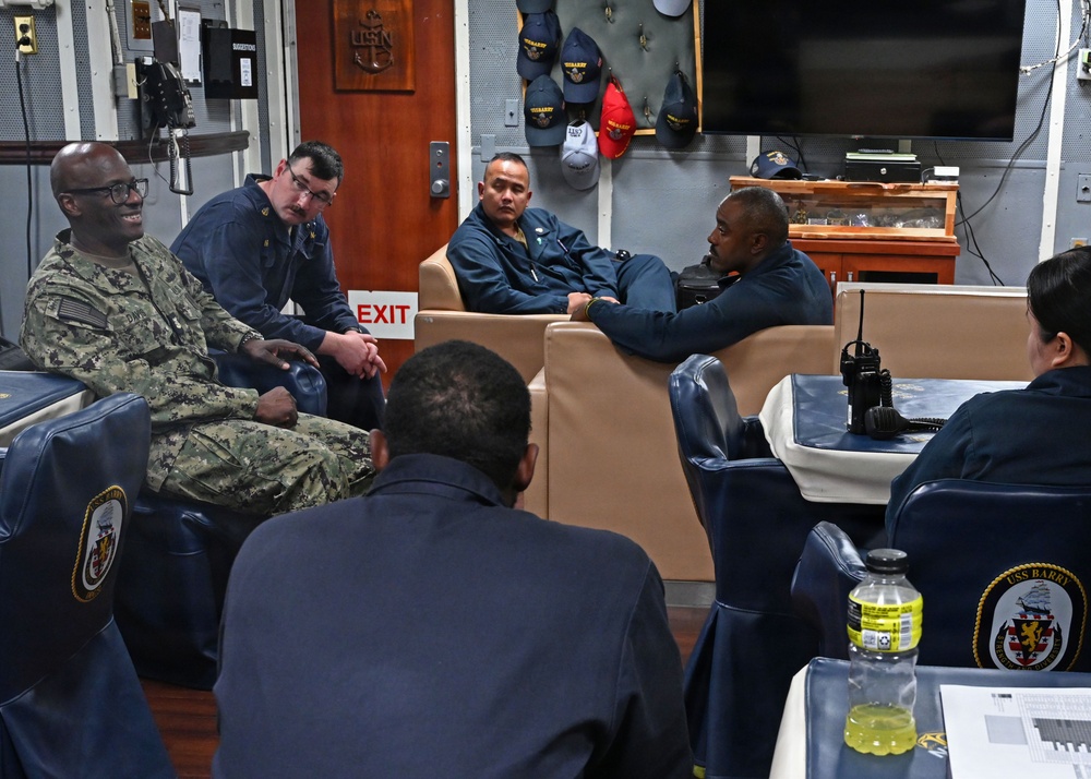 U.S. Pacific Fleet Master Chief Don Davis conducts battlespace circulation in NRNW