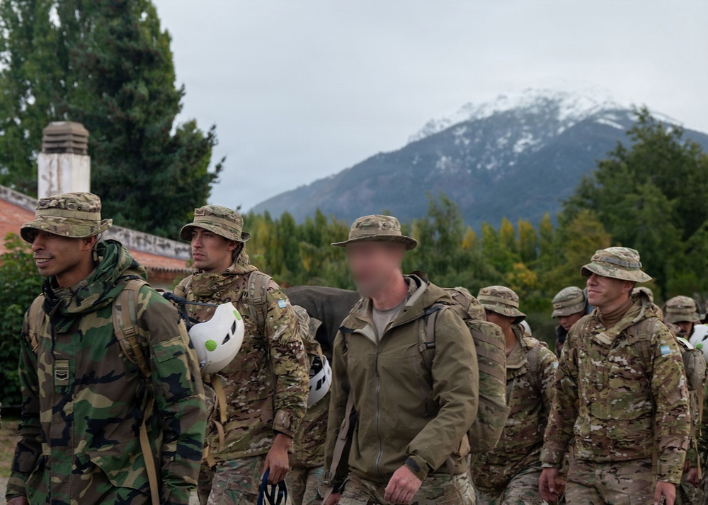 Air Commandos make history: 492nd, 919th SOW Airmen graduate Argentine mountain school