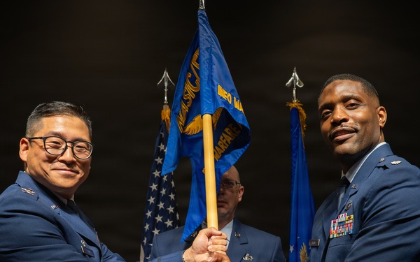 Information Warfare Analysis Squadron welcomes new commander