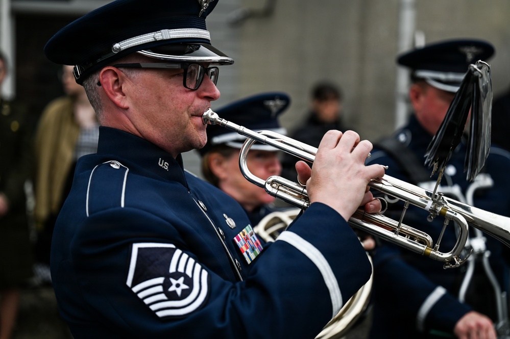 U.S., German troops march to honor 90th Infantry Division in Normandy ceremony