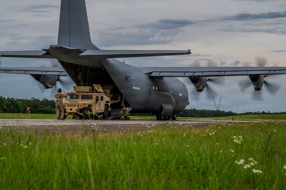 Air Force, Army display rapid deployment joint capabilities during Exercise Turbo Distribution