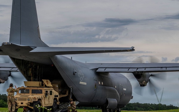 Air Force, Army display rapid deployment joint capabilities during Exercise Turbo Distribution